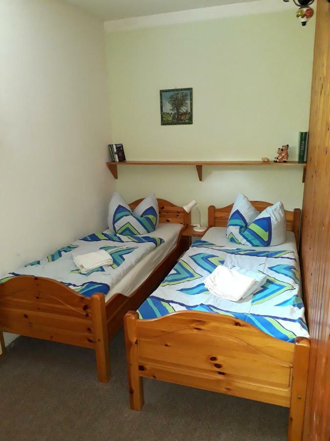 Pension Zum Weissen Hirsch Reitwein ภายนอก รูปภาพ